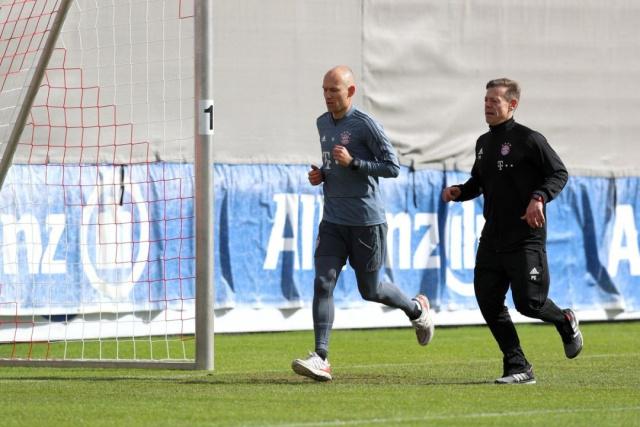 他的表现震 他的表现震