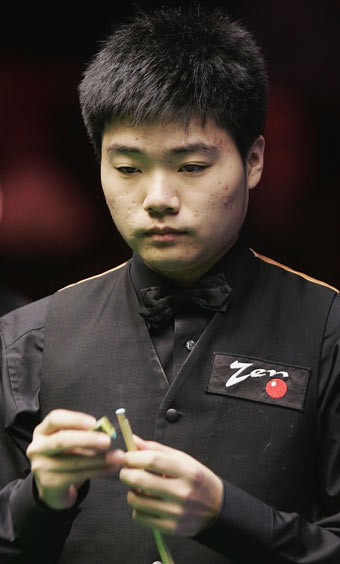 镇定自若的 镇定自若的